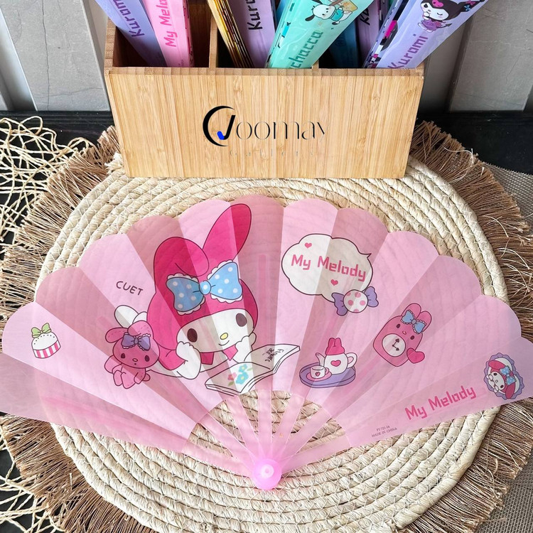 بادبزن کرومی و دوستان