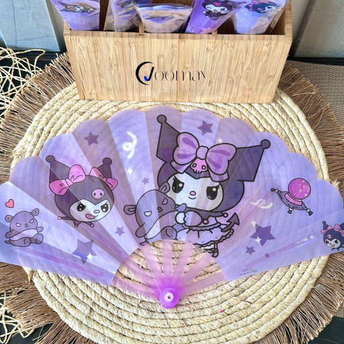 بادبزن کرومی و دوستان