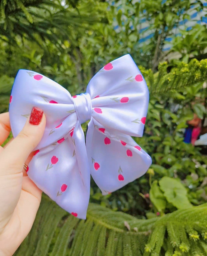 گیره مو پاپیون ساتن فرانسوی و طرح دار بسیار خاص