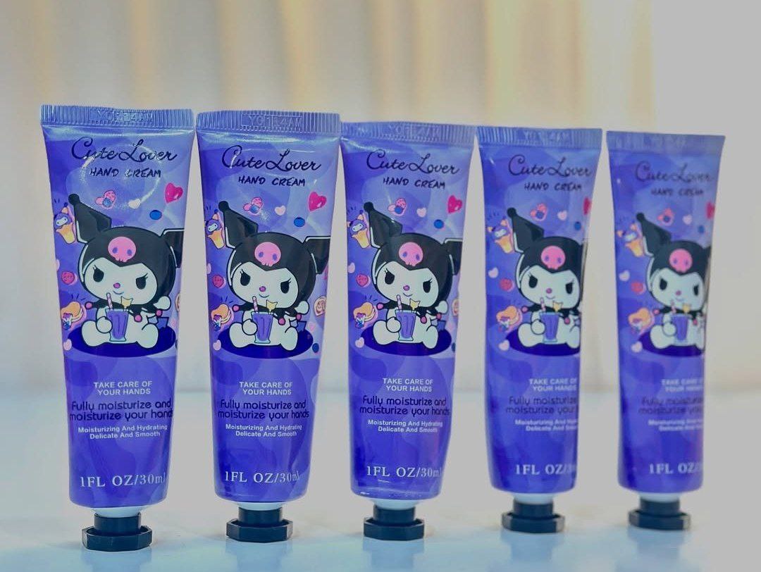 کرم مرطوب کننده فانتزی طرح کرومی