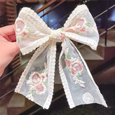 گیره مو پاپیون فرانسوی گلدوزی طرح vip برند feng.y