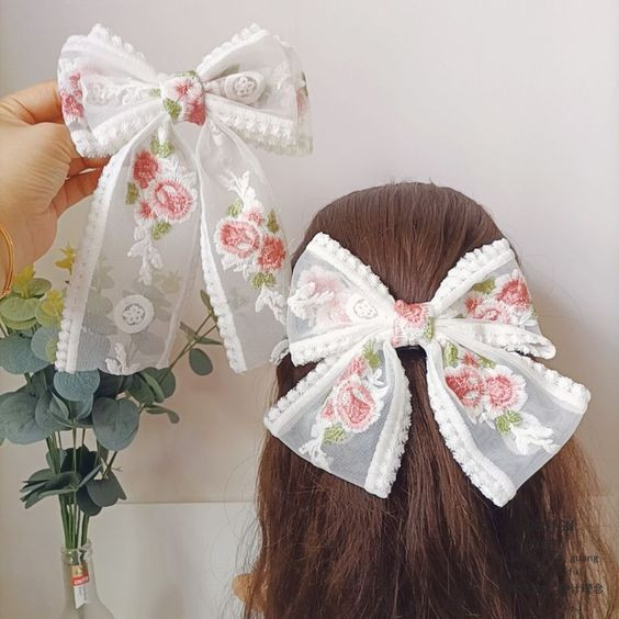 گیره مو پاپیون فرانسوی گلدوزی طرح vip برند feng.y