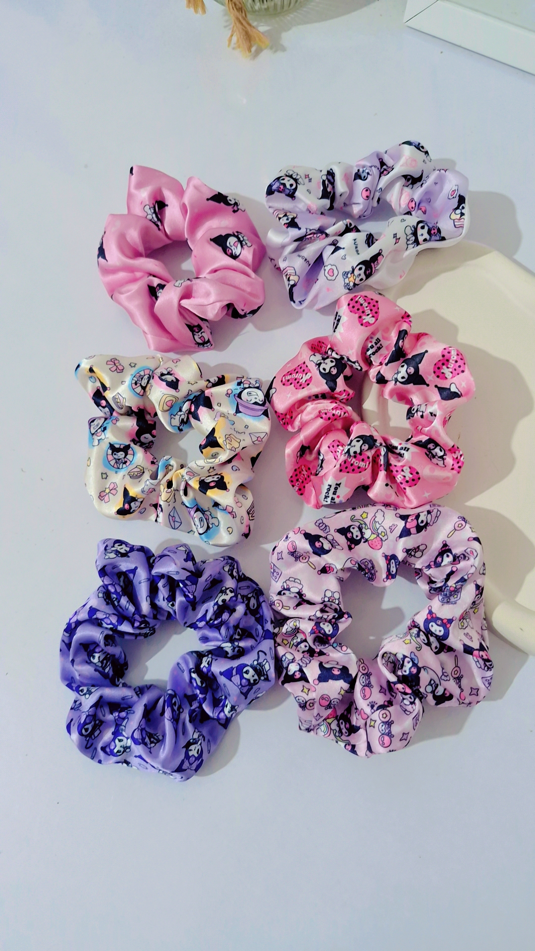 کش مو اسکرانچی ساتن طرح کرومی