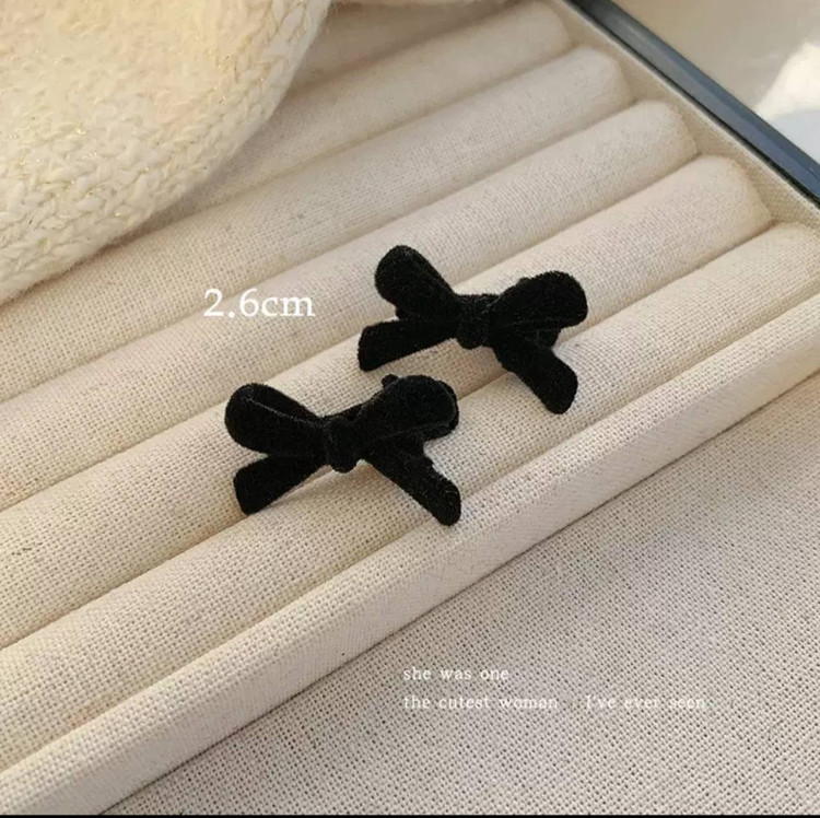 گیره مو انبری پاپیون مینی مخملی وارداتی