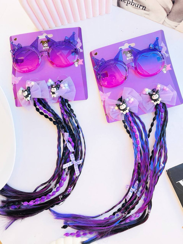 پک کادویی کرومی شامل عینک و دو عدد کش مو آویزدار