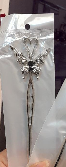 گیره مو کانزاشی طرح پروانه رنگ ثابت برند zaya