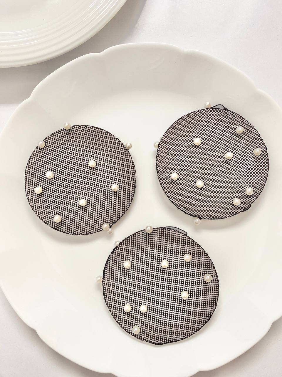 گیره توری مو طرح مرواریدی مناسب مدل مو گوجه ای