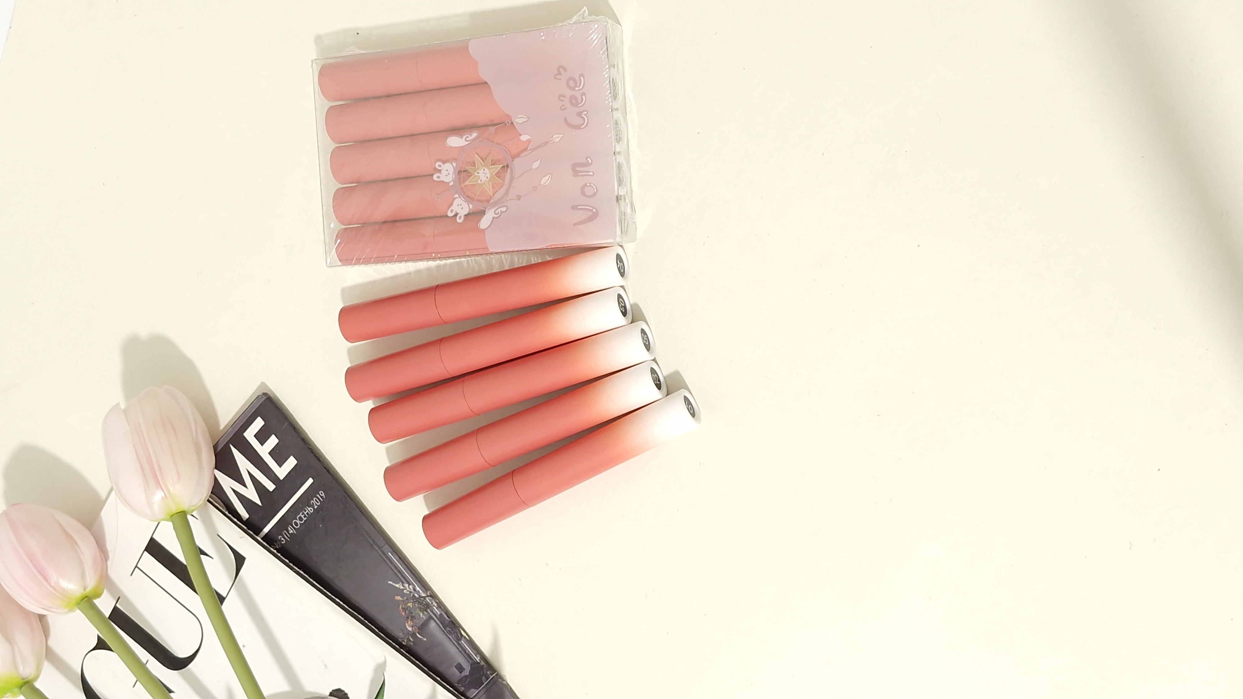 پک ۵ عددی رژ لب کره‌ای Von Gee