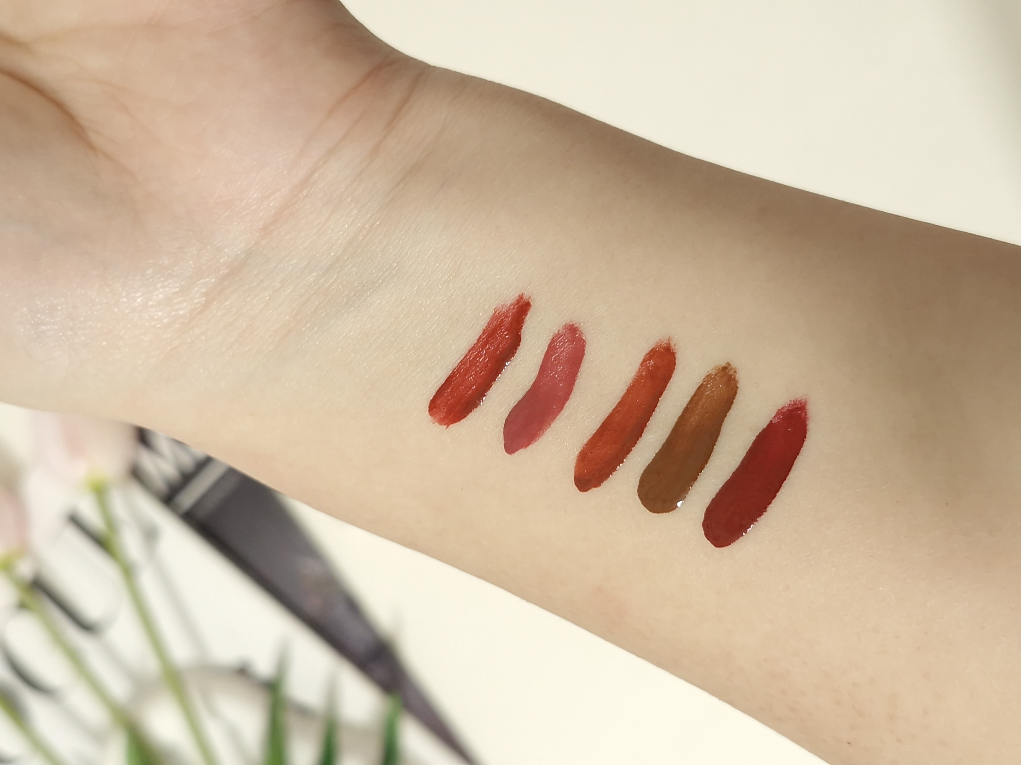 پک ۵ عددی رژ لب کره‌ای Von Gee