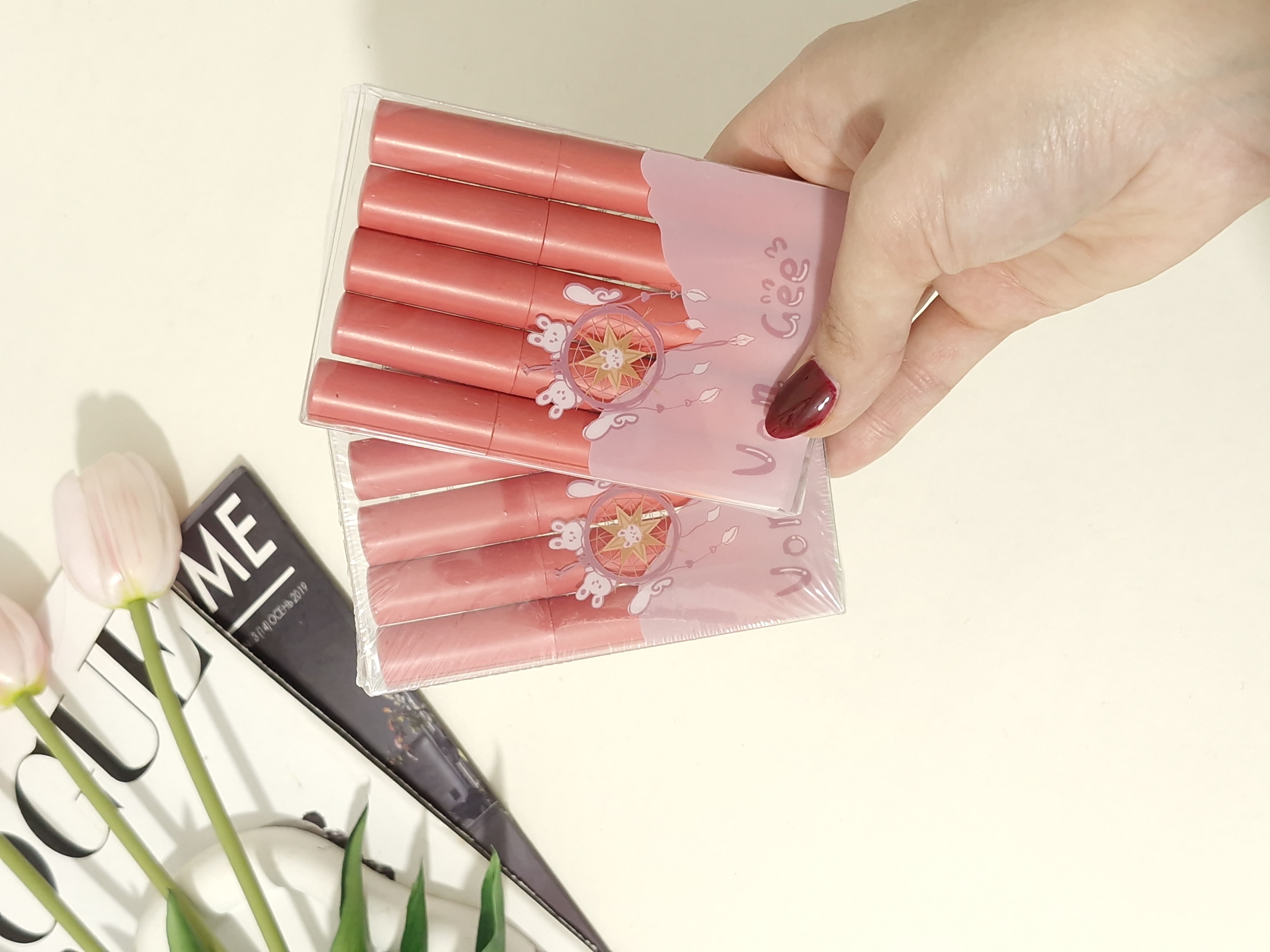 پک ۵ عددی رژ لب کره‌ای Von Gee