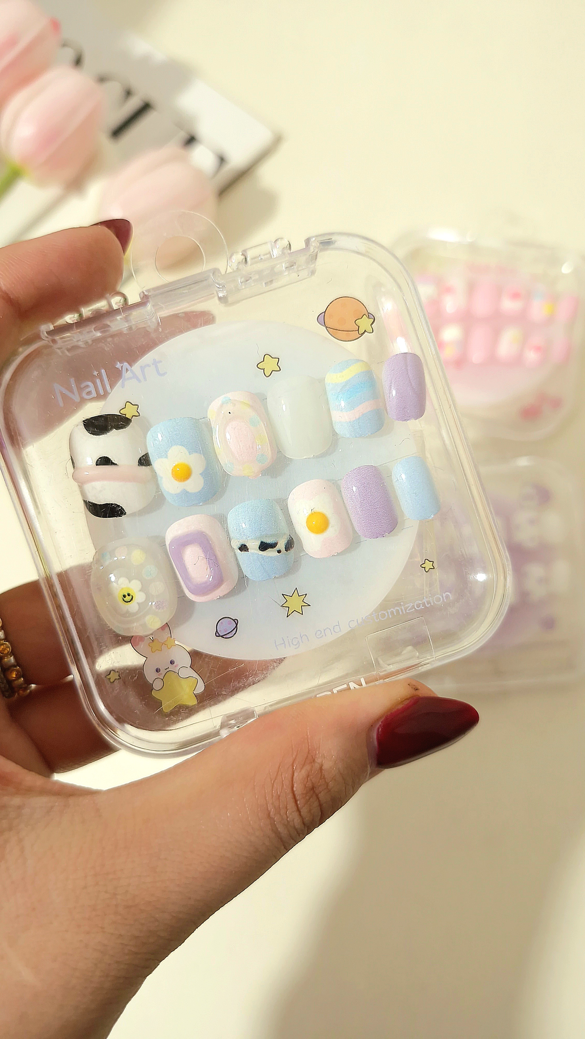 پک ناخن مصنوعی طرح شخصیت‌های سانریو (Sanrio