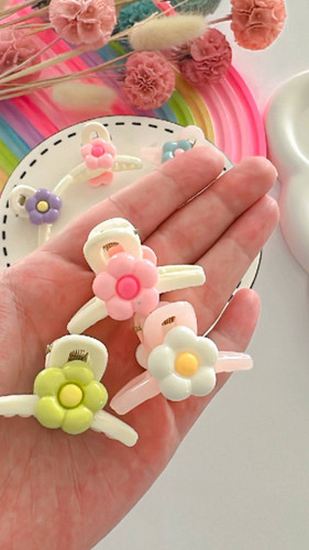 کلیپس مو طرح گل سایز 5 سانت