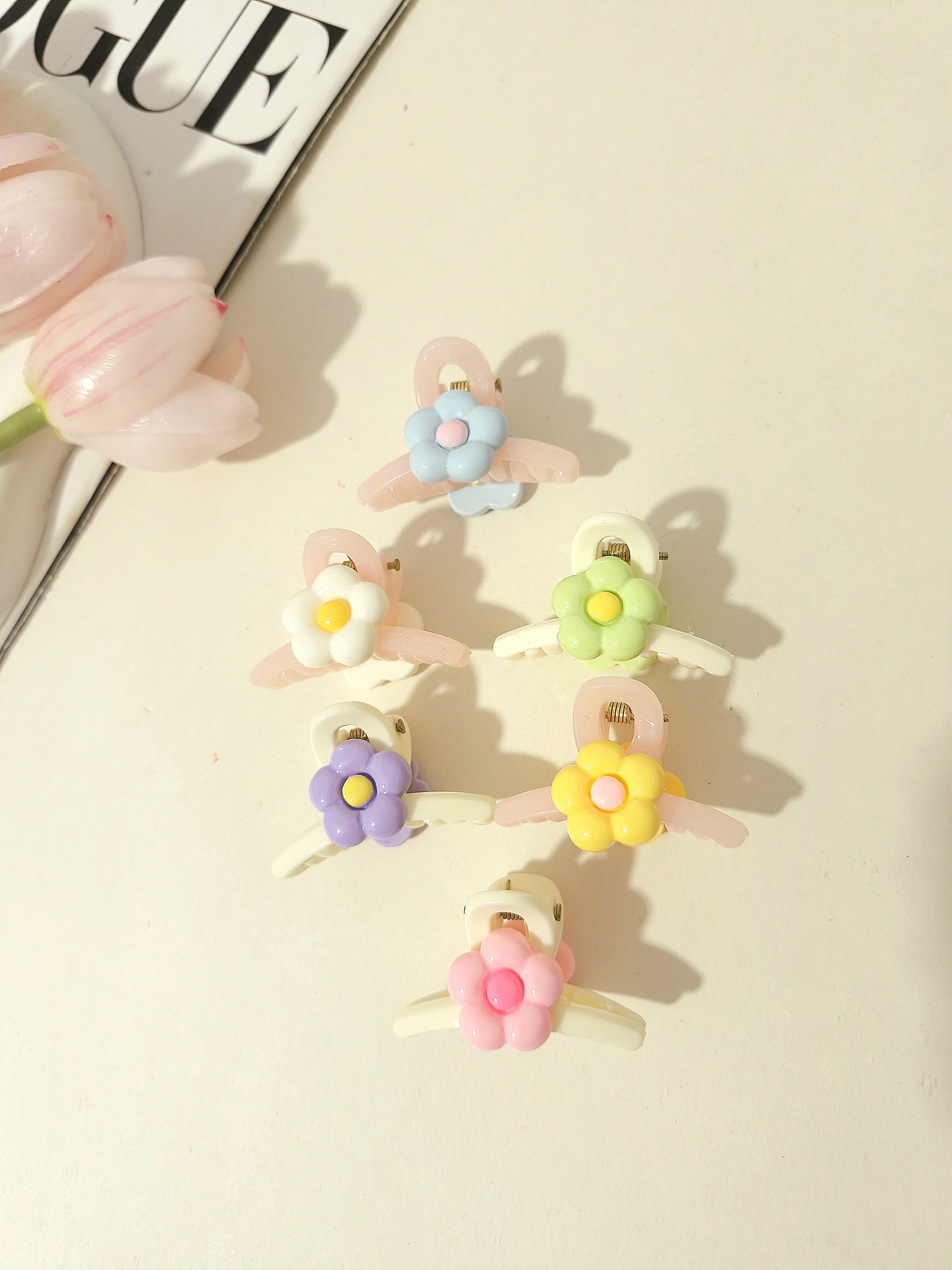 کلیپس مو طرح گل سایز 5 سانت