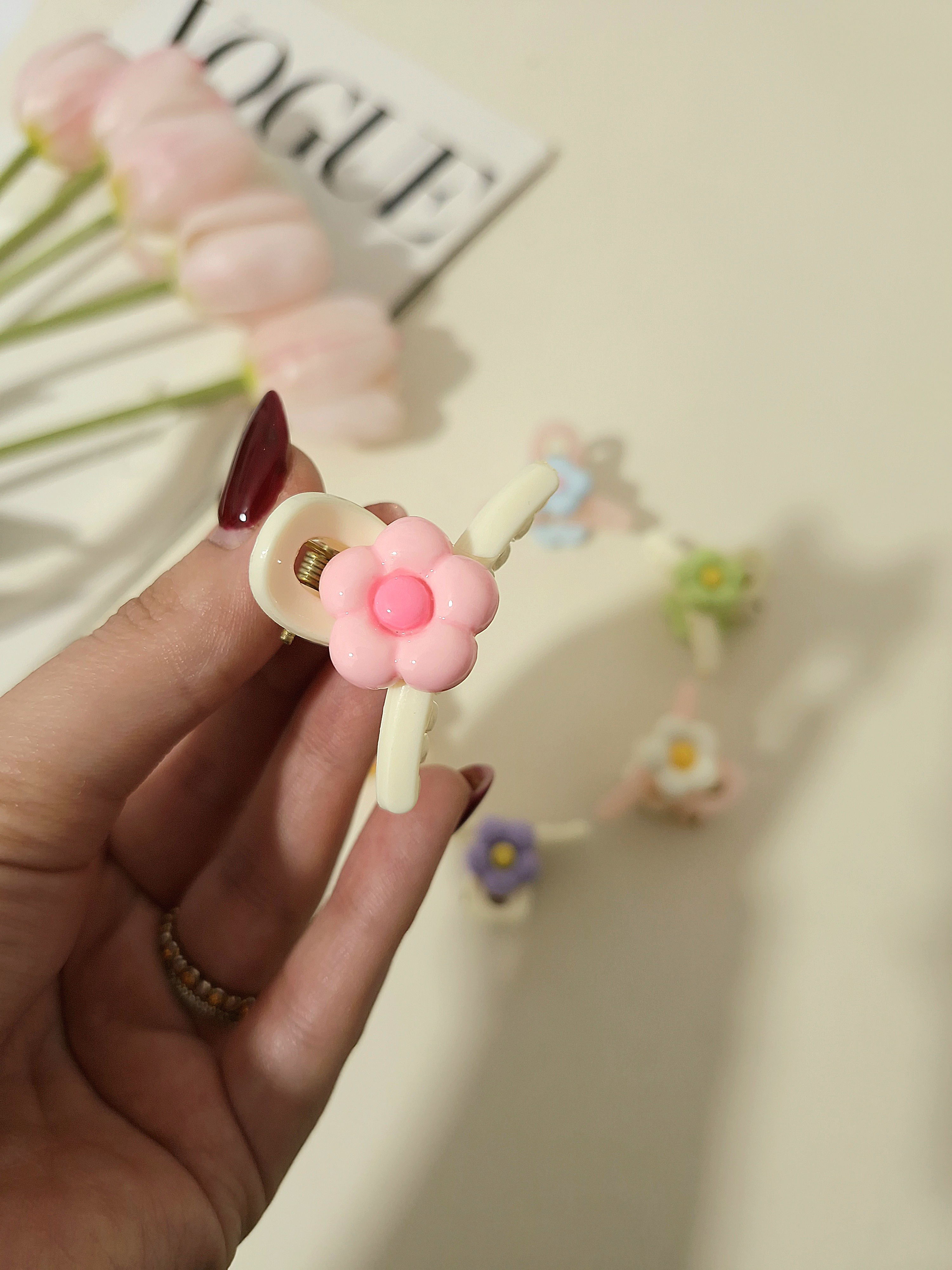 کلیپس مو طرح گل سایز 5 سانت