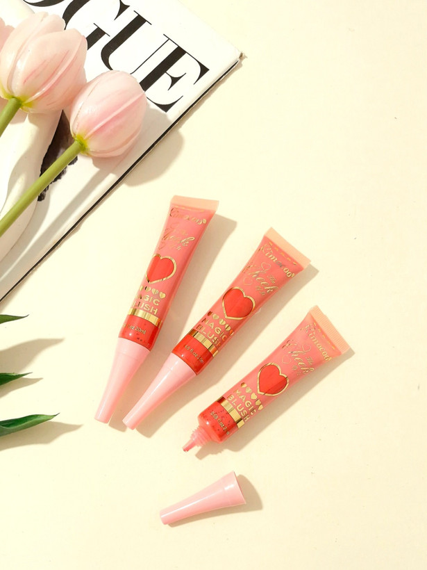 رژگونه مایع کرمی برند Rimocoo