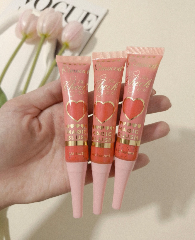 رژگونه مایع کرمی برند Rimocoo