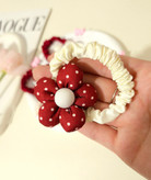 کش مو پاپیونی و گل برجسته بسیار جذاب یلدایی