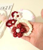 کش مو پاپیونی و گل برجسته بسیار جذاب یلدایی