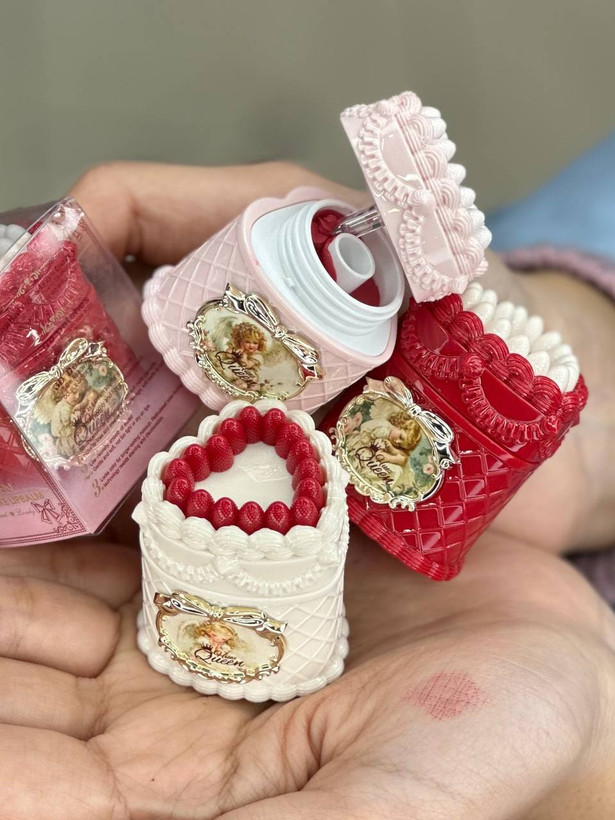 موس لب پینترستی فانتزی | بافت مخملی و رنگدهی بالا