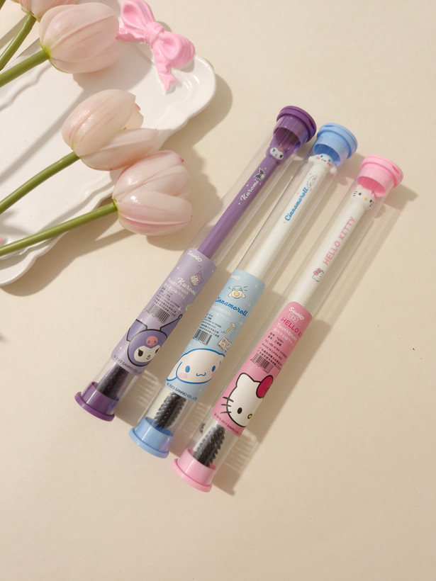 مسواک بچگانه نانو ذغالی طرح کرومی (سانریو)