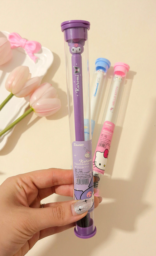 مسواک بچگانه نانو ذغالی طرح کرومی (سانریو)