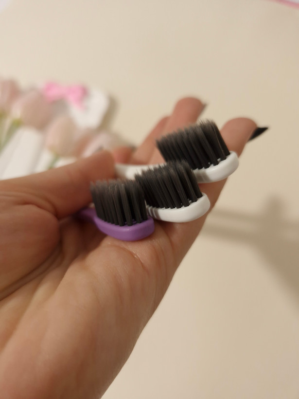 مسواک بچگانه نانو ذغالی طرح کرومی (سانریو)