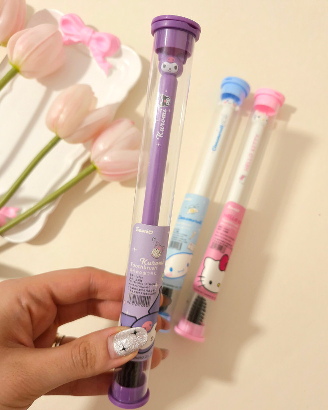 مسواک بچگانه نانو ذغالی طرح کرومی (سانریو)