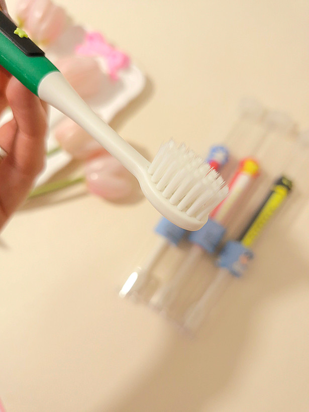 مسواک بچگانه نانو ذغالی طرح سوپرقهرمانان (مرد عنکبوتی ، هالک و...)